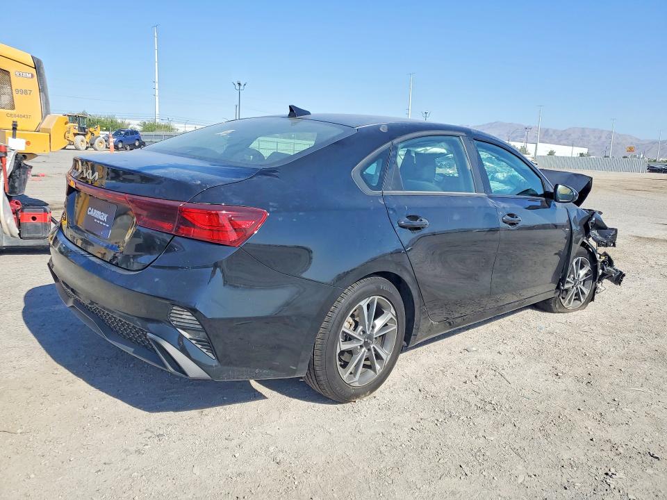 2024 Kia Forte მანქანა იყიდება აუქციონზე, vin: 3KPF24AD3RE764264, აუქციონის ნომერი: 53788166