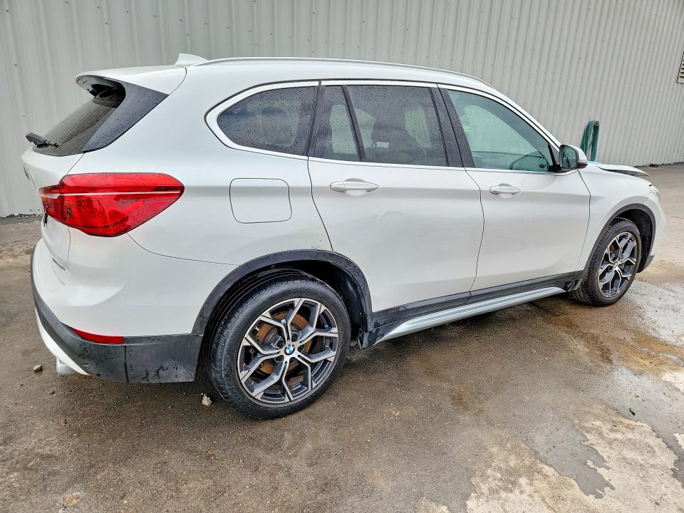 51368266 :رقم المزاد ، WBXJG7C01L5R93829 vin ، 2020 Bmw X1 مزاد بيع