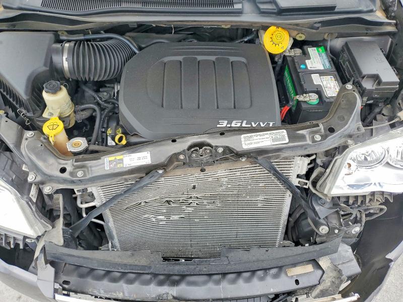 54069376 :رقم المزاد ، 2C4RC1BG0FR544611 vin ، 2015 Chrysler Town & Country مزاد بيع