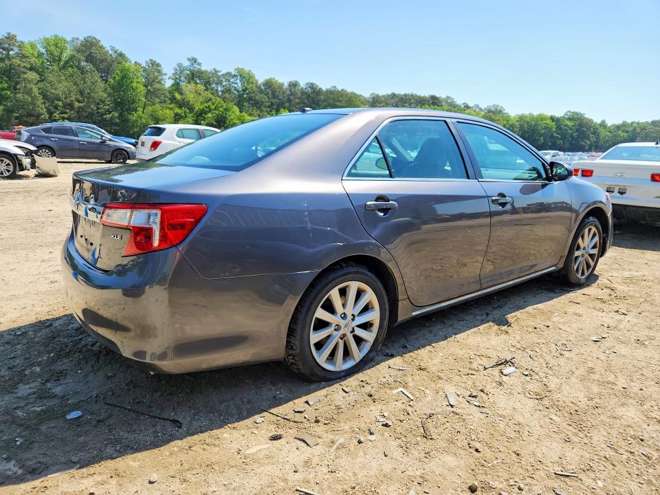 2014 Toyota Camry მანქანა იყიდება აუქციონზე, vin: 4T1BF1FK1EU426197, აუქციონის ნომერი: 53451096