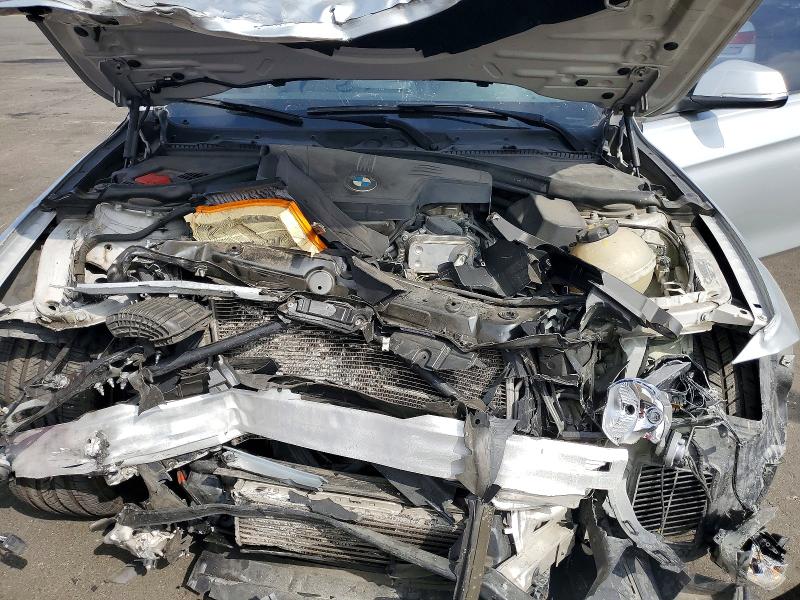 52547926 :رقم المزاد ، WBA3C1C58FK124206 vin ، 2015 Bmw 328 مزاد بيع