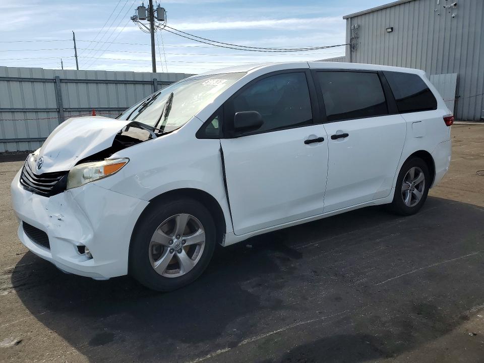 Продаж на аукціоні авто 2017 Toyota Sienna, vin: 5TDZZ3DCXHS826415, номер лоту: 52707976