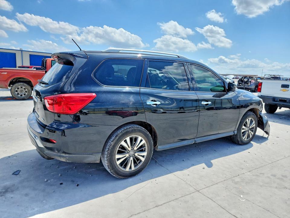Продажа на аукционе авто 2017 Nissan Pathfinder, vin: 5N1DR2MN9HC615466, номер лота: 53665676