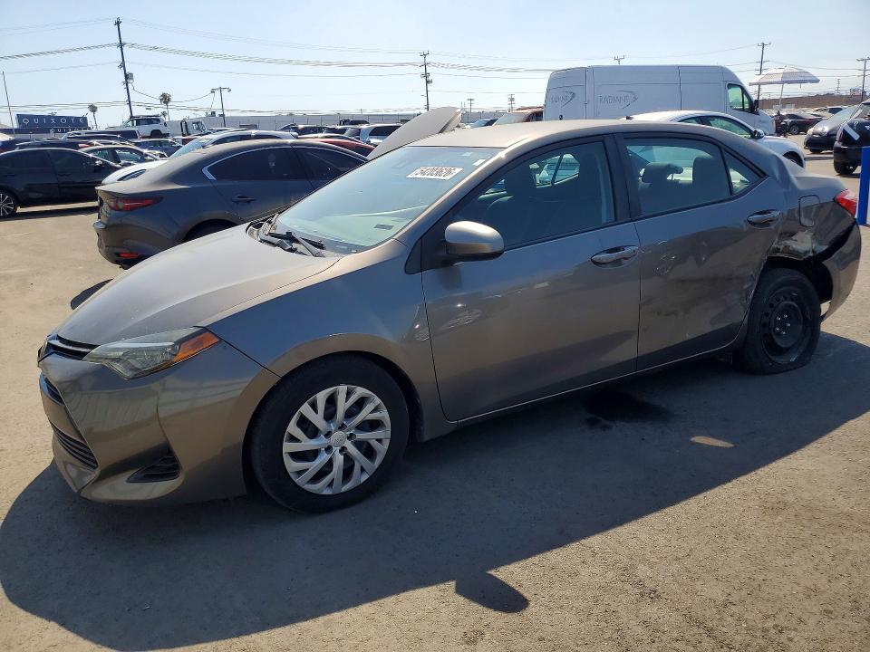 Auction sale of the 2018 Toyota Corolla, vin: 2T1BURHE9JC102194, lot number: 54203626