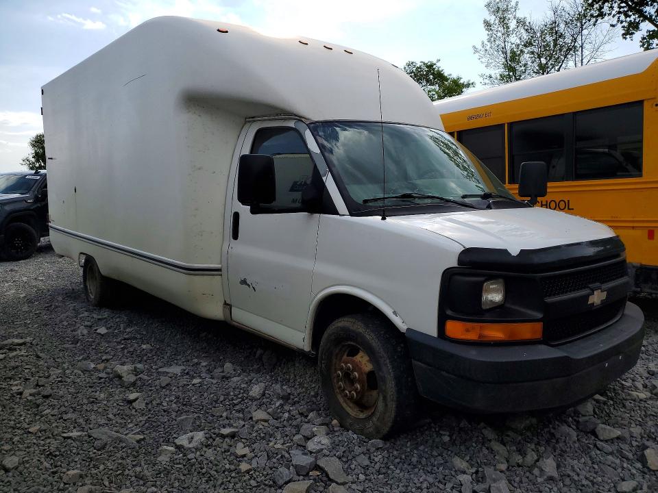 2007 Chevrolet Express G3500 მანქანა იყიდება აუქციონზე, vin: 1GBJG31U071170256, აუქციონის ნომერი: 50777186