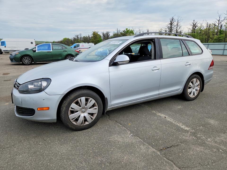 54866736 :رقم المزاد ، 3VWPP7AJ2DM638910 vin ، 2013 Volkswagen Jetta مزاد بيع