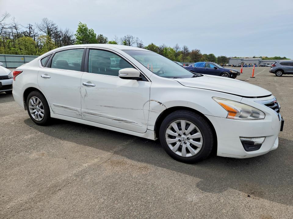Продажа на аукционе авто 2015 Nissan Altima, vin: 1N4AL3AP5FC253840, номер лота: 54830336