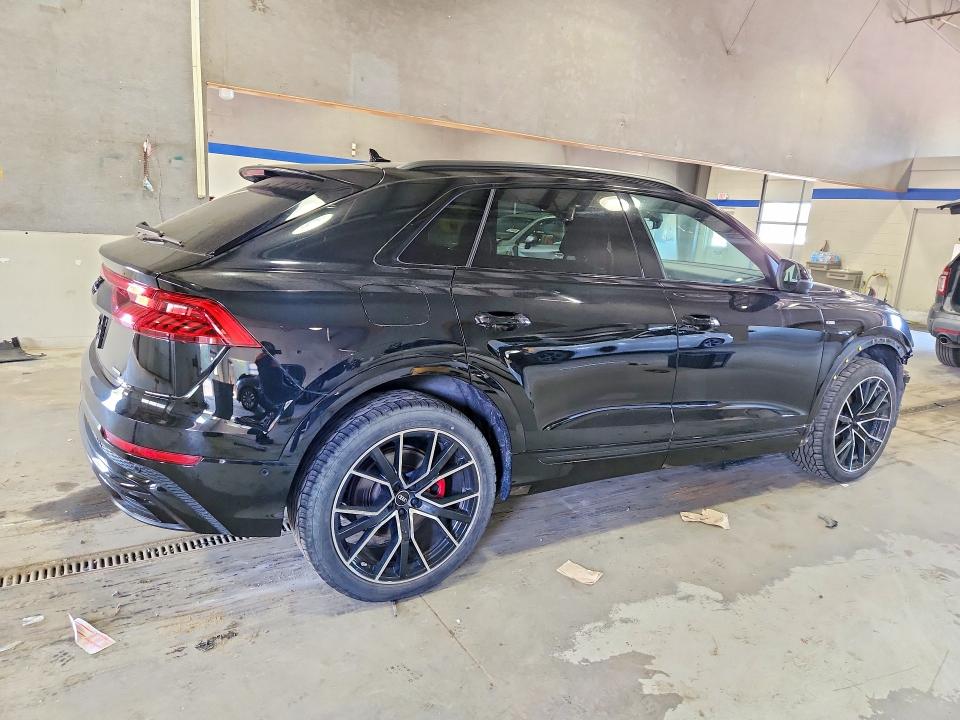 Продаж на аукціоні авто 2022 Audi Q8, vin: WA1EVBF12ND014513, номер лоту: 50365126