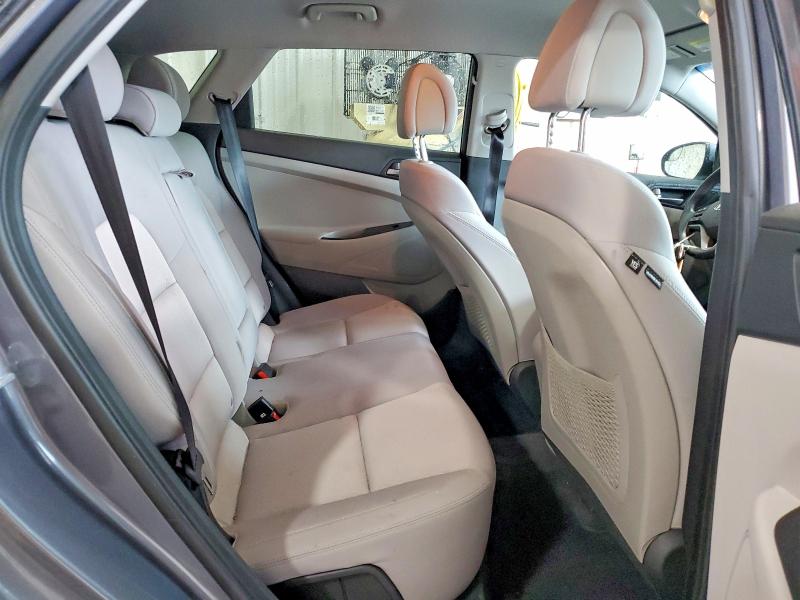 54723116 :رقم المزاد ، KM8J23A49HU537810 vin ، 2017 Hyundai Tucson مزاد بيع