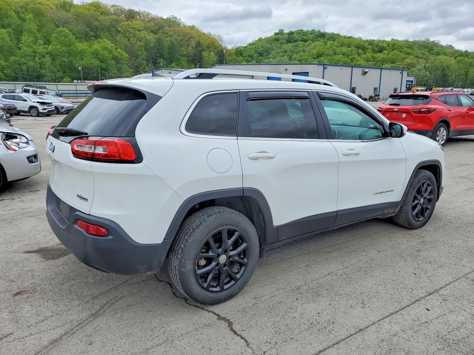 53568216 :رقم المزاد ، 1C4PJLCB1HW643928 vin ، 2017 Jeep Cherokee مزاد بيع