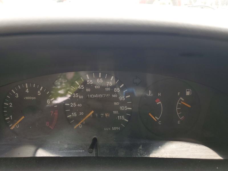 51311116 :رقم المزاد ، JS2GB41W515206170 vin ، 2001 Suzuki Esteem مزاد بيع