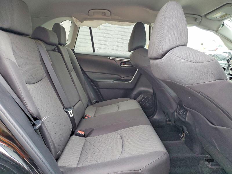 Auction sale of the 2022 Toyota Rav4, vin: 2T3P1RFV0NC305666, lot number: 52405566