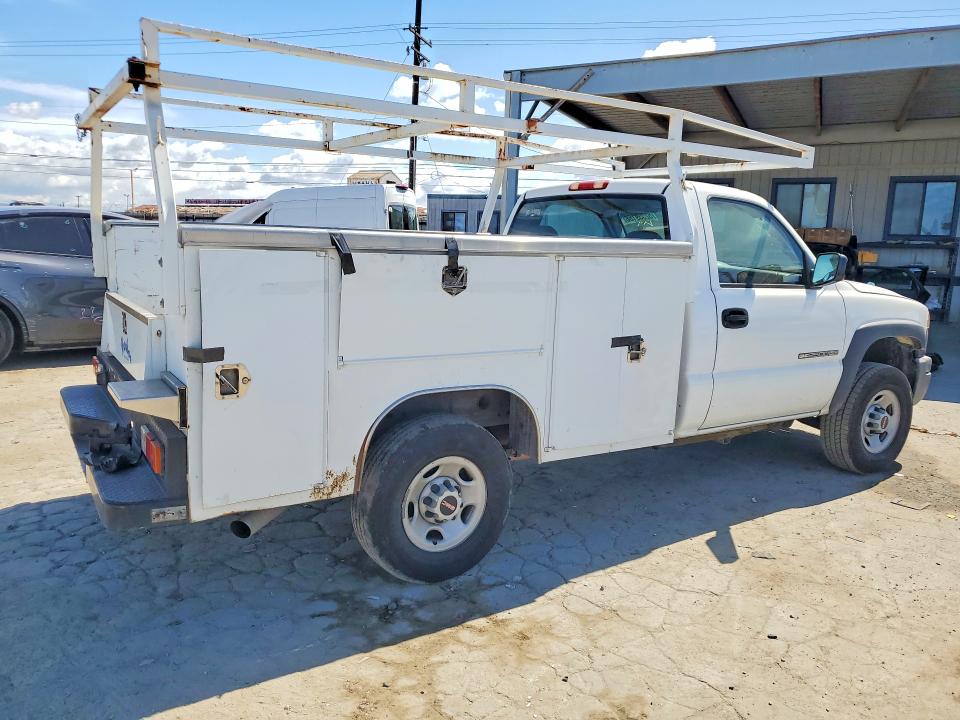 52359166 :رقم المزاد ، 1GDHC24U05E241470 vin ، 2005 Gmc 2500 مزاد بيع