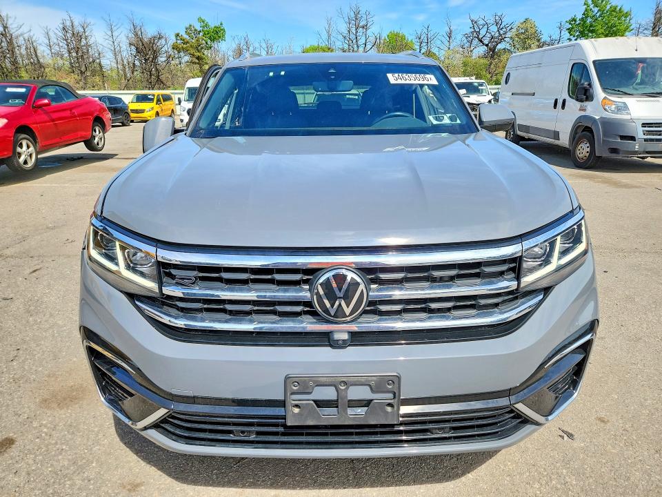 54635696 :رقم المزاد ، 1V2FE2CA2PC215155 vin ، 2023 Volkswagen Atlas Cross Sport مزاد بيع