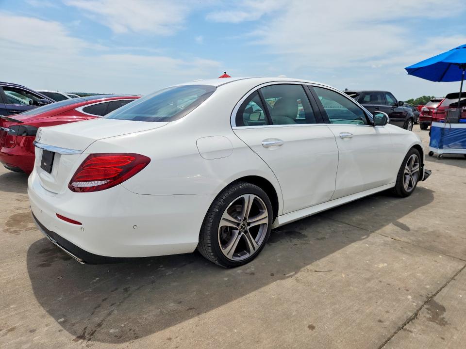 Продажа на аукционе авто 2020 Mercedes-benz E, vin: W1KZF8DB4LA815404, номер лота: 55362996