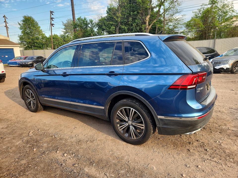 52229656 :رقم المزاد ، 3VV3B7AX4KM102401 vin ، 2019 Volkswagen Tiguan مزاد بيع