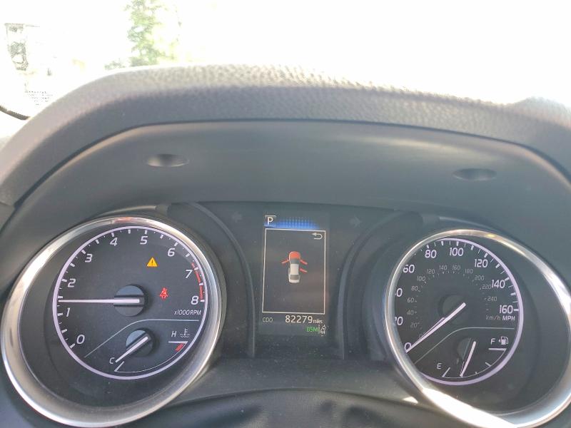 52784616 :رقم المزاد ، 4T1B11HK0JU128746 vin ، 2018 Toyota Camry مزاد بيع