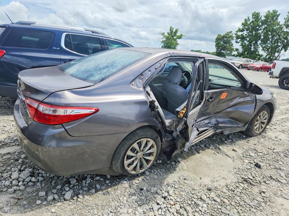 54479596 :رقم المزاد ، 4T1BF1FK7HU287925 vin ، 2017 Toyota Camry مزاد بيع