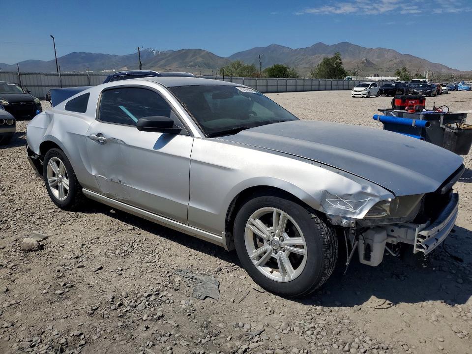 Продажа на аукционе авто 2014 Ford Mustang, vin: 1ZVBP8AM2E5239707, номер лота: 53124996