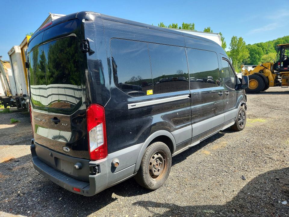 53480516 :رقم المزاد ، 1FBAX2CM5HKA45952 vin ، 2017 Ford Transit مزاد بيع