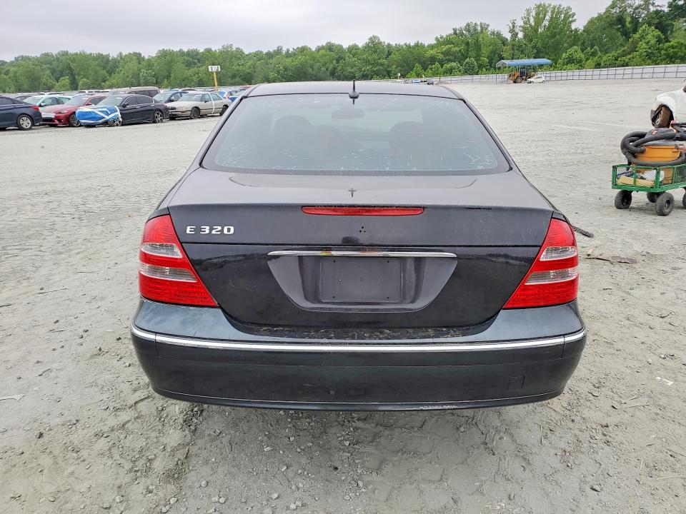 54498806 :رقم المزاد ، WDBUF65J93A299697 vin ، 2003 Mercedes-benz E مزاد بيع