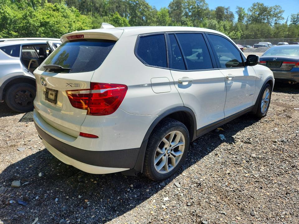 2014 Bmw X3 მანქანა იყიდება აუქციონზე, vin: 5UXWX9C52E0D24514, აუქციონის ნომერი: 55093806