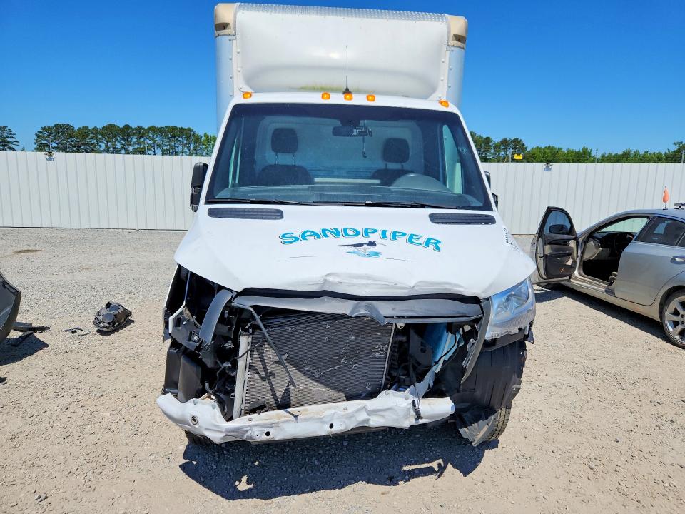 53720156 :رقم المزاد ، W1X8N33Y3PN242026 vin ، 2023 Mercedes-benz Sprinter مزاد بيع