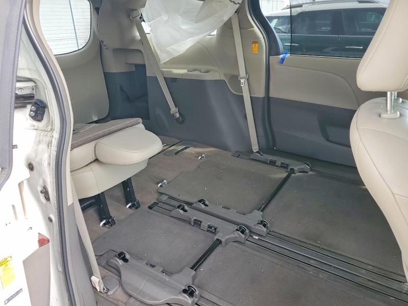 2014 Toyota Sienna მანქანა იყიდება აუქციონზე, vin: 5TDYK3DC0ES445992, აუქციონის ნომერი: 54155996