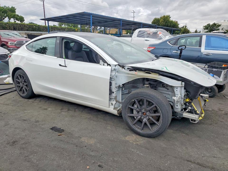 Продажа на аукционе авто 2020 Tesla Model 3, vin: 5YJ3E1EB0LF735436, номер лота: 54655906