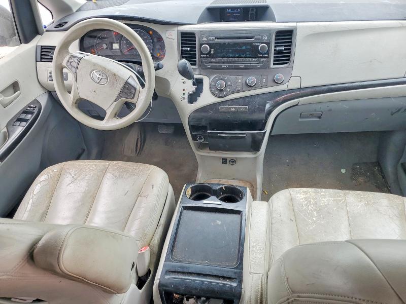 Продаж на аукціоні авто 2011 Toyota Sienna, vin: 5TDKK3DC1BS003045, номер лоту: 49495236