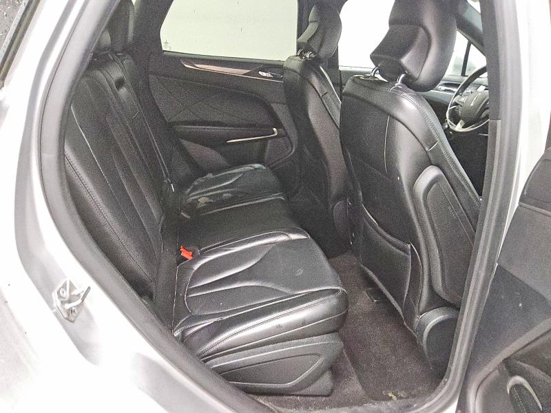 53882066 :رقم المزاد ، 5LMCJ2D97KUL44296 vin ، 2019 Lincoln Mkc مزاد بيع