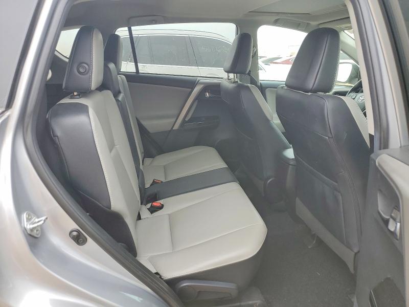 Продаж на аукціоні авто 2018 Toyota Rav4, vin: 2T3DFREV8JW758285, номер лоту: 53270796
