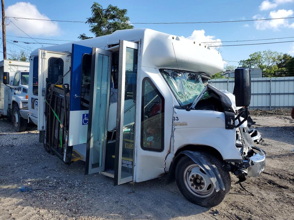 2021 Ford E-350 მანქანა იყიდება აუქციონზე, vin: 1FDEE3FN7MDC17566, აუქციონის ნომერი: 53200166