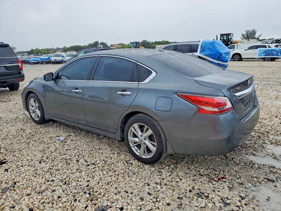 2015 Nissan Altima მანქანა იყიდება აუქციონზე, vin: 1N4AL3AP3FN861733, აუქციონის ნომერი: 54100276