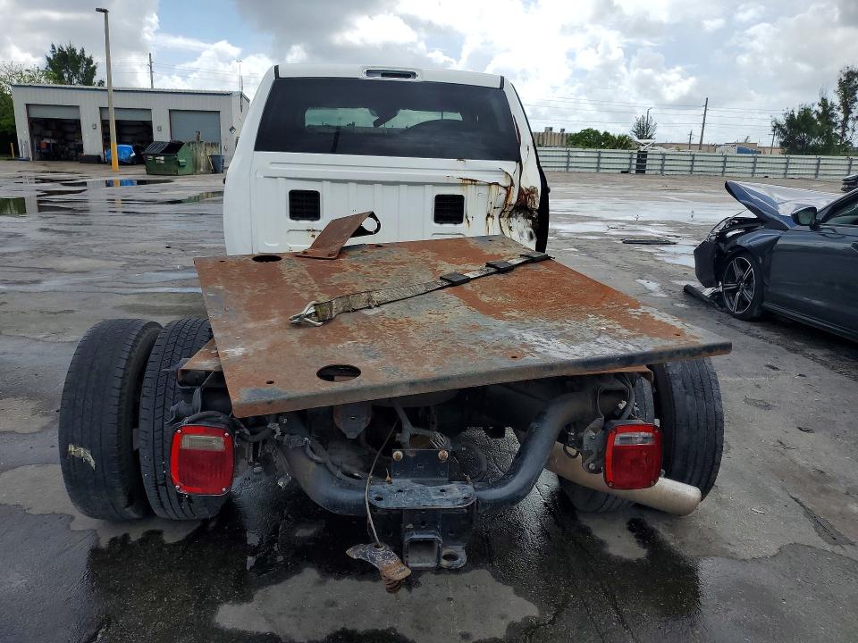 50601076 :رقم المزاد ، 3C63RRGL8JG361326 vin ، 2018 Ram 3500 مزاد بيع
