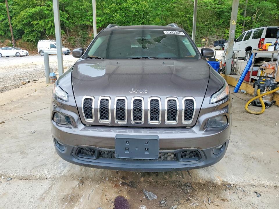52378156 :رقم المزاد ، 1C4PJLCS0GW222541 vin ، 2016 Jeep Cherokee مزاد بيع