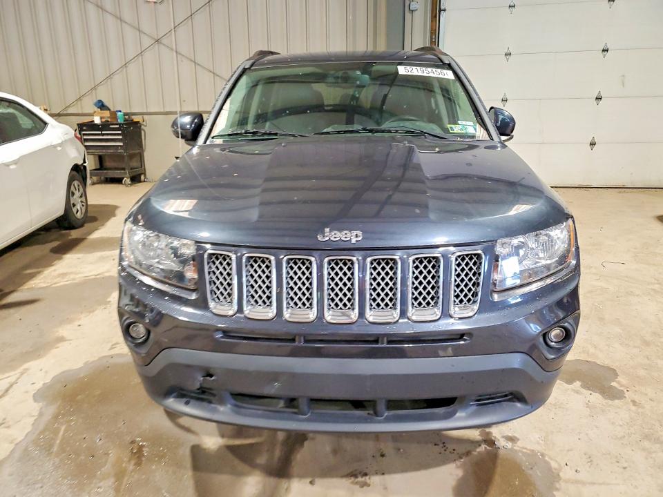 52195456 :رقم المزاد ، 1C4NJDEB1ED722498 vin ، 2014 Jeep Compass مزاد بيع