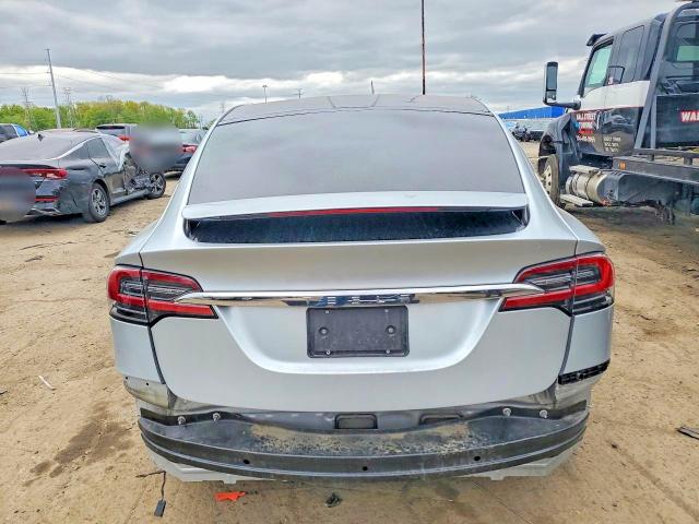 2017 Tesla Model X მანქანა იყიდება აუქციონზე, vin: 5YJXCDE20HF061014, აუქციონის ნომერი: 53410406
