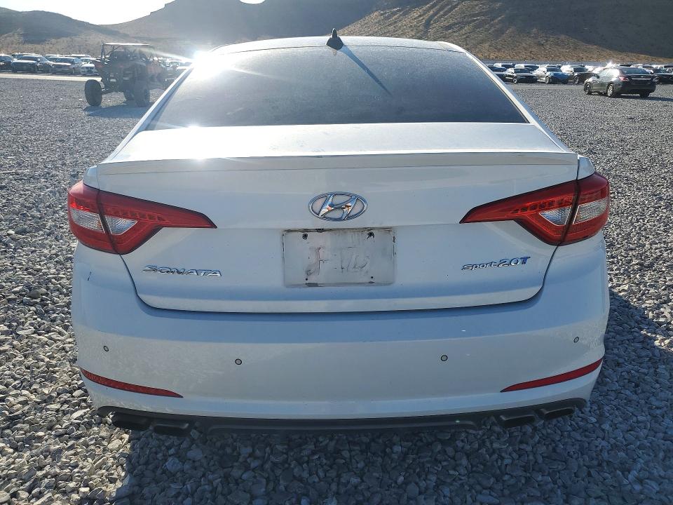 52590726 :رقم المزاد ، 5NPE34AB5FH080959 vin ، 2015 Hyundai Sonata مزاد بيع