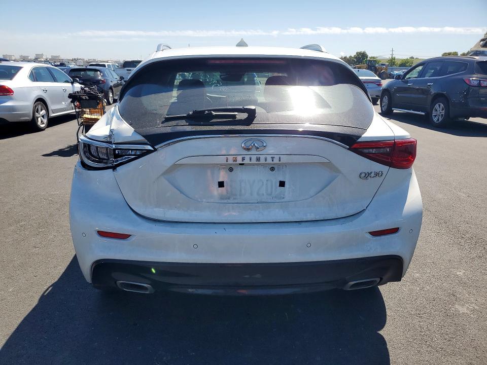 53069306 :رقم المزاد ، SJKCH5CP7HA026366 vin ، 2017 Infiniti Qx30 مزاد بيع