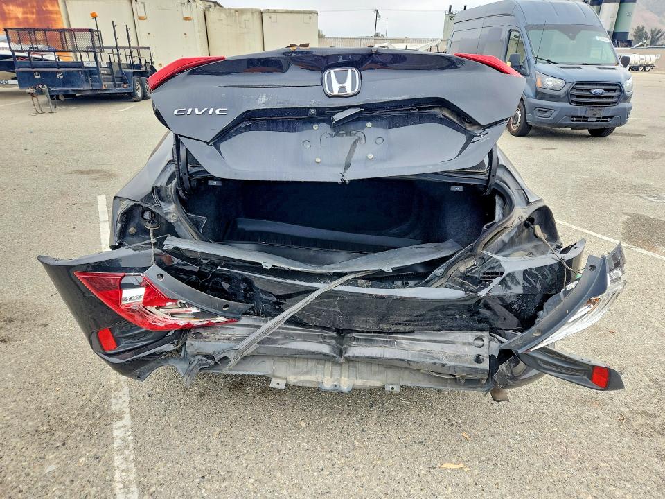 53045666 :رقم المزاد ، 2HGFC2F77HH505639 vin ، 2017 Honda Civic مزاد بيع