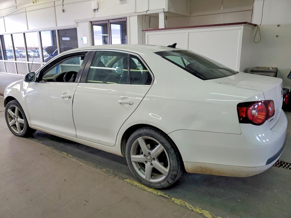 Продажа на аукционе авто 2010 Volkswagen Jetta, vin: 3VWRL7AJ2AM175652, номер лота: 54915596