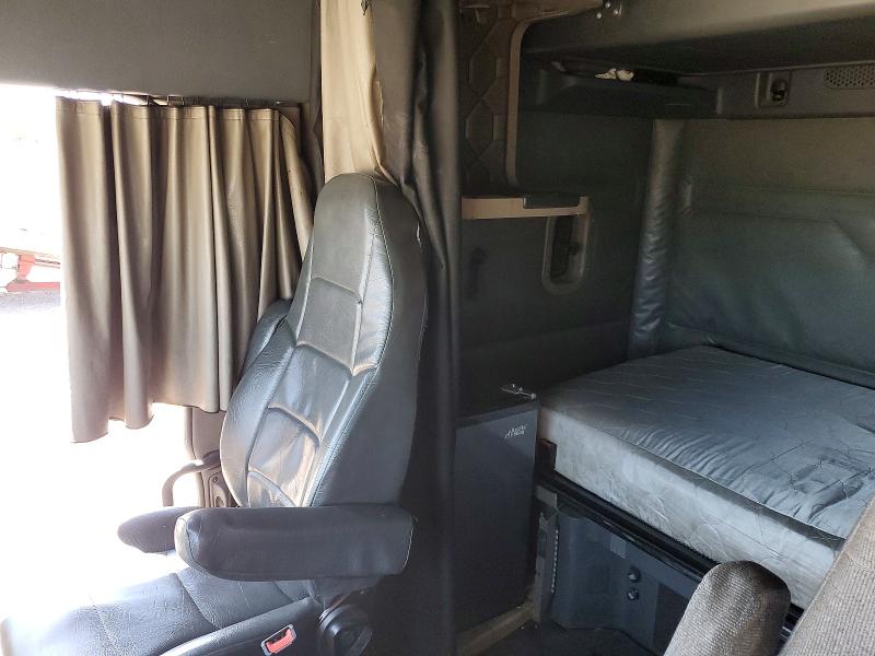 51918986 :رقم المزاد ، 3AKJGLDR2HSHW0628 vin ، 2017 Freightliner Cascadia 125 مزاد بيع