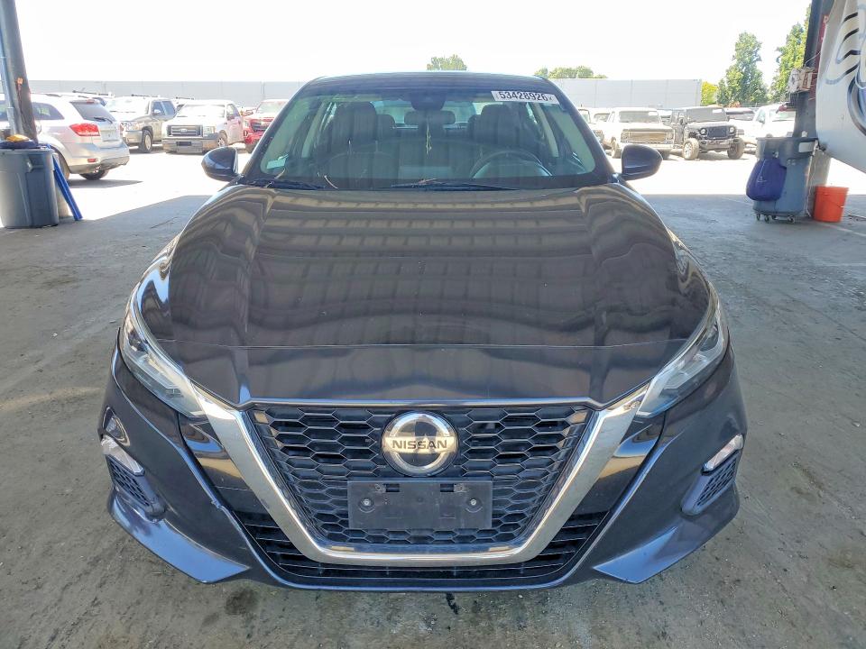 53428926 :رقم المزاد ، 1N4BL4DV3MN326273 vin ، 2021 Nissan Altima مزاد بيع