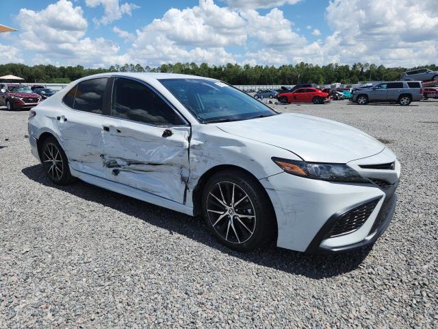 2024 Toyota Camry მანქანა იყიდება აუქციონზე, vin: 4T1G11AK2RU213597, აუქციონის ნომერი: 55039276