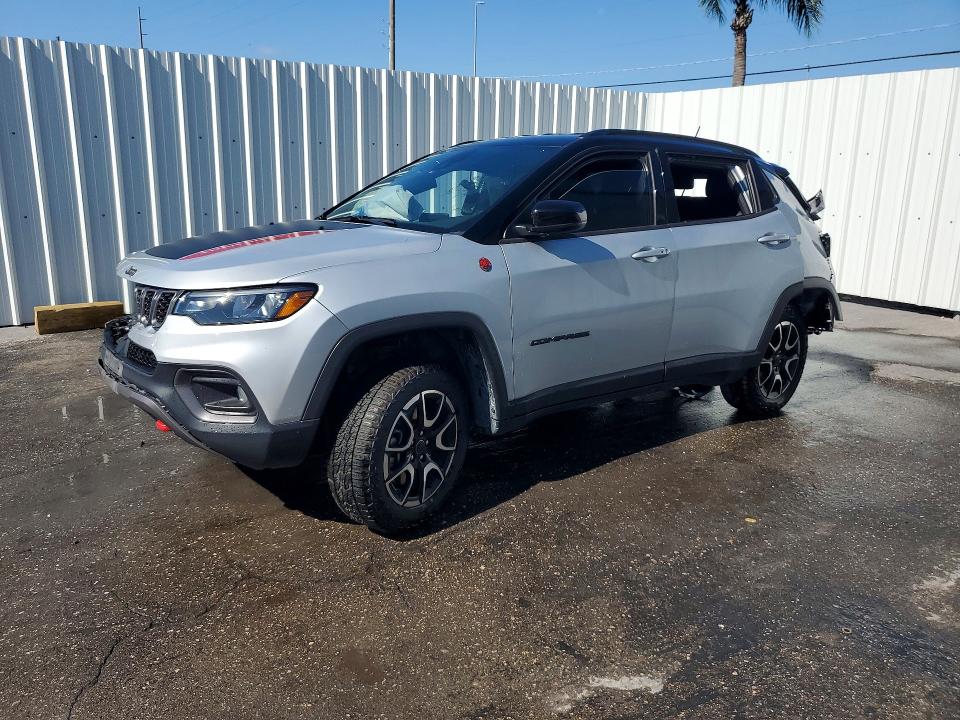 2025 Jeep Compass მანქანა იყიდება აუქციონზე, vin: 3C4NJDDN3ST524197, აუქციონის ნომერი: 52801676