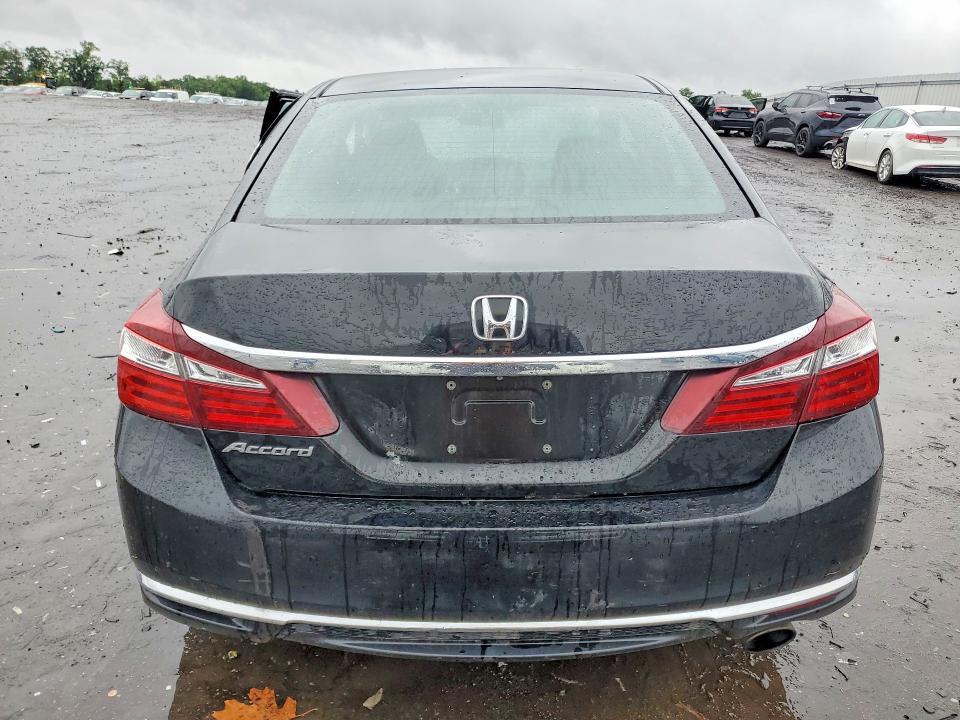 2017 Honda Accord მანქანა იყიდება აუქციონზე, vin: 1HGCR2F35HA246002, აუქციონის ნომერი: 54131836