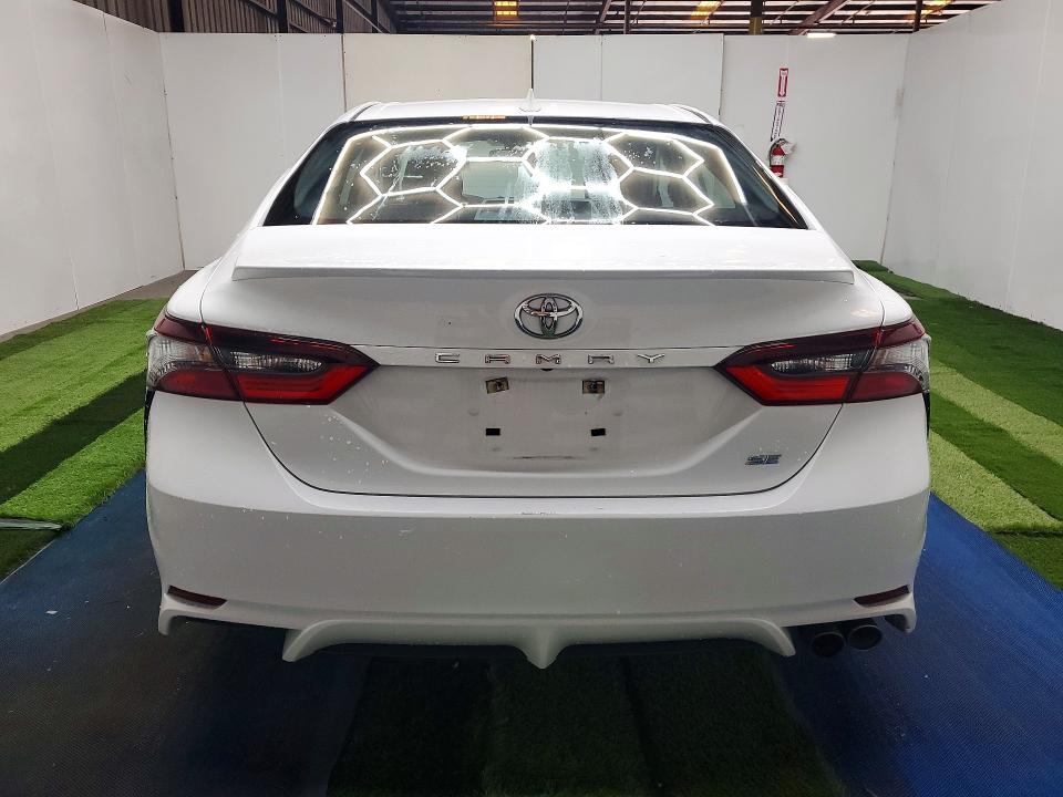 Продаж на аукціоні авто 2023 Toyota Camry, vin: 4T1G11AK4PU805337, номер лоту: 52300356