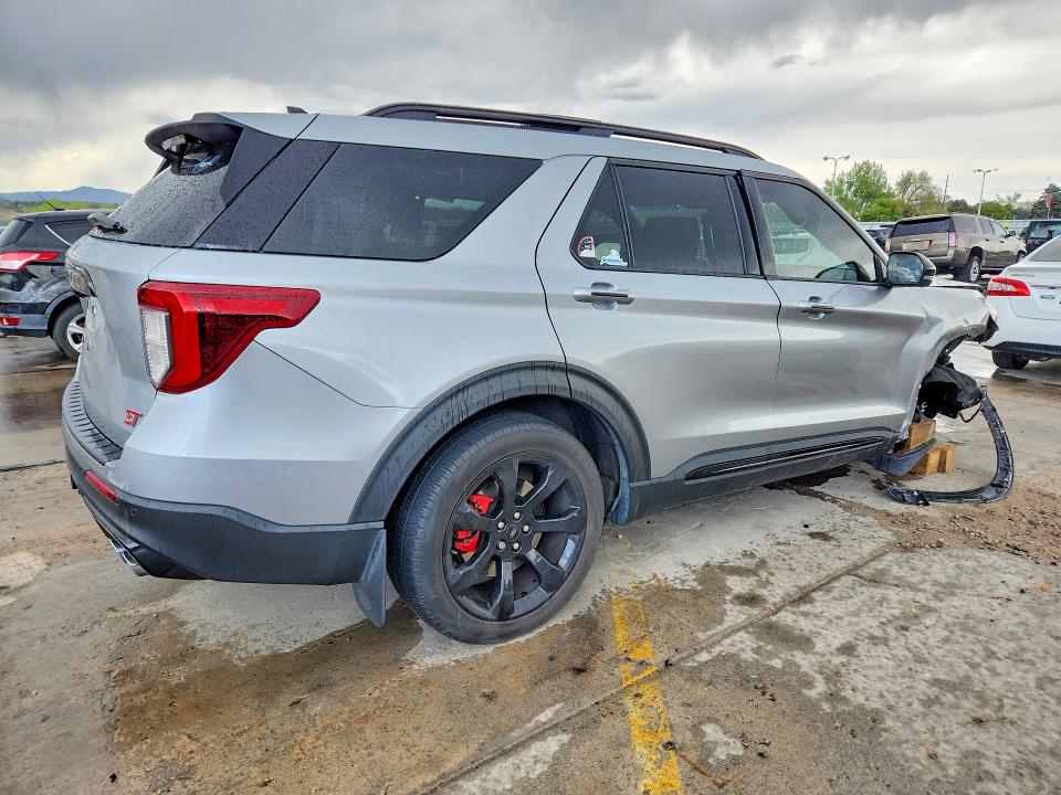 52258076 :رقم المزاد ، 1FM5K8GC3NGC01299 vin ، 2022 Ford Explorer مزاد بيع