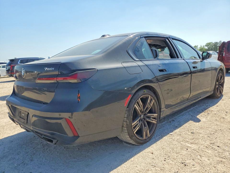 Продаж на аукціоні авто 2023 Bmw 760, vin: WBA33EJ01PCL68158, номер лоту: 53474026